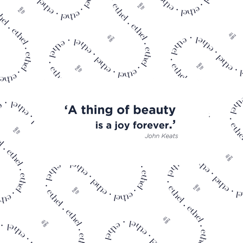 la beauté des bijoux dorés